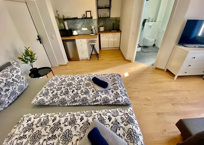 Smart In Goettingen - Apartments & Rooms